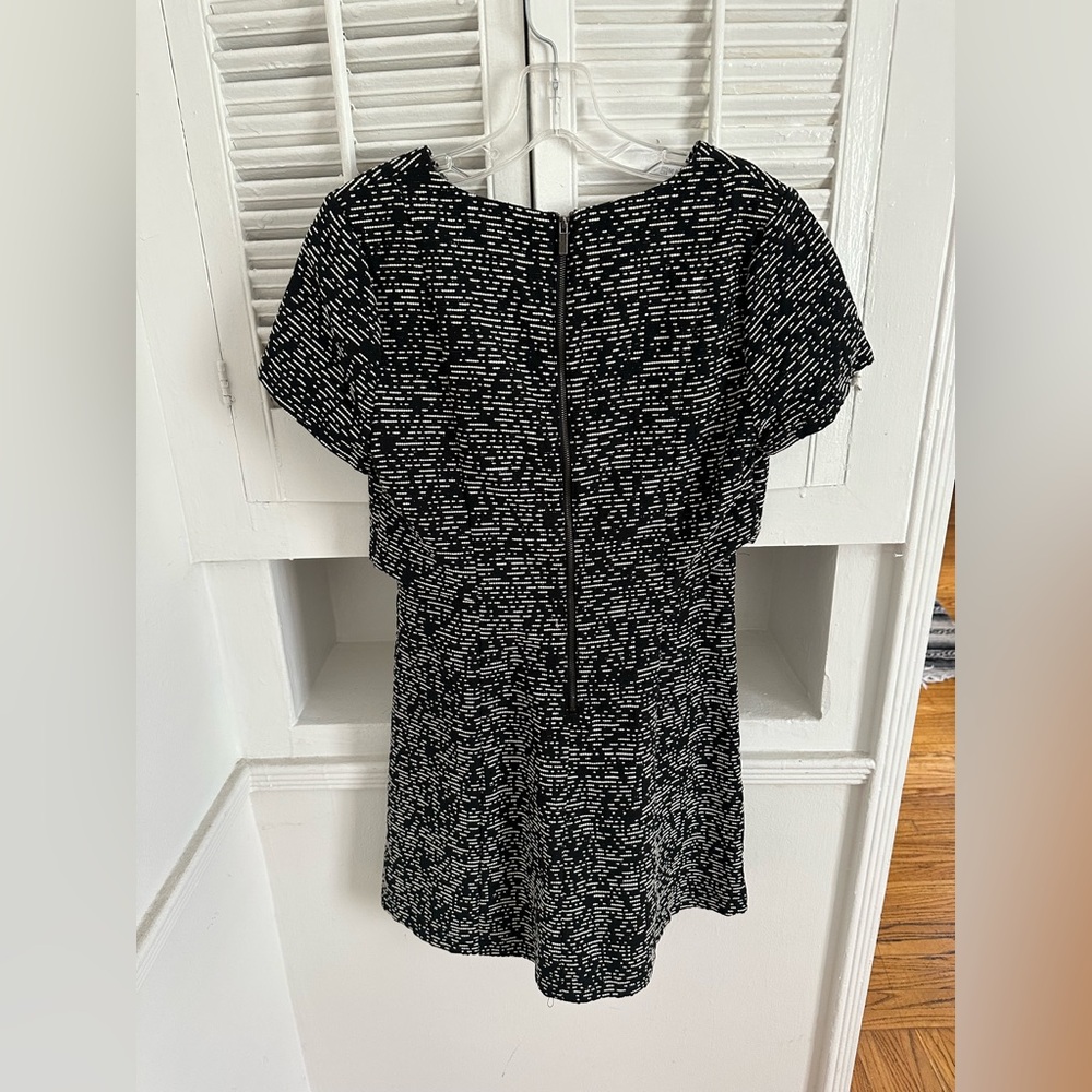 Forever 21 Black and White Abstract Dress - Picture 3 of 7